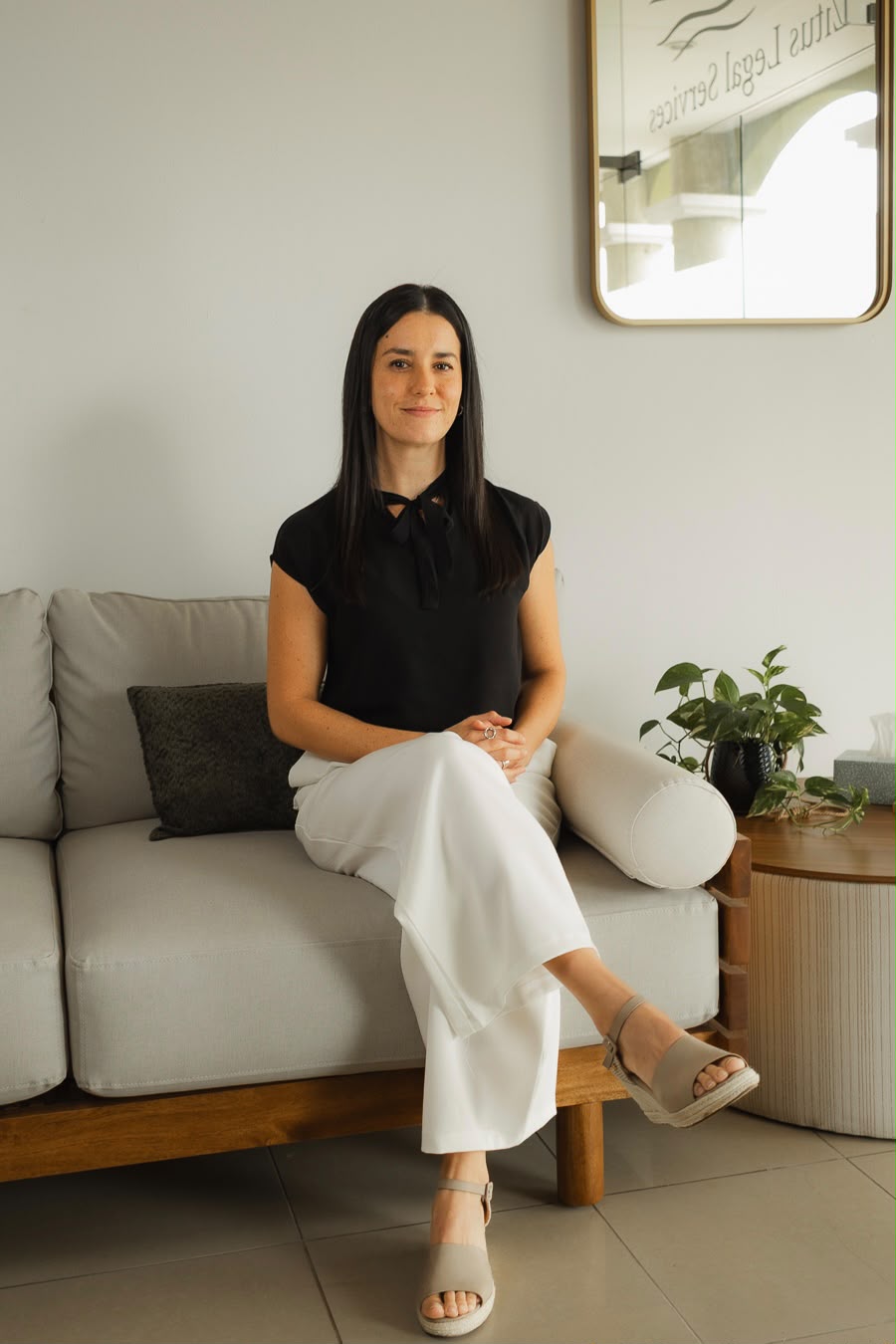 Abogada & Notaria — Litus Legal Services